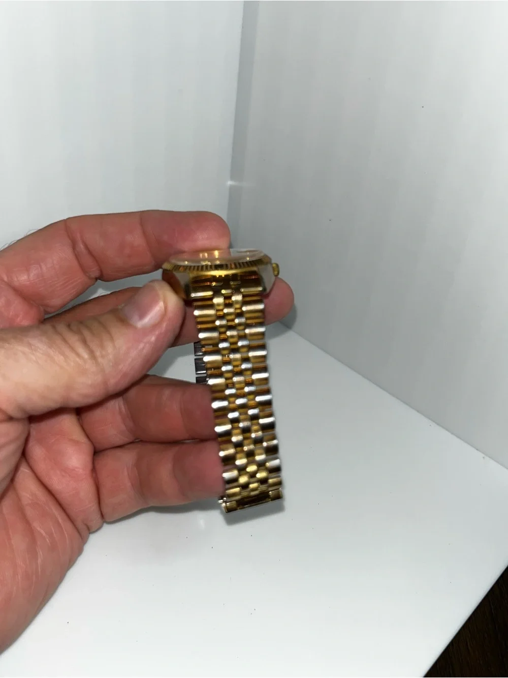 Elgin Presidential FC400 Day/Date Qtz: Men's Watch Scratched Crystal New Battery